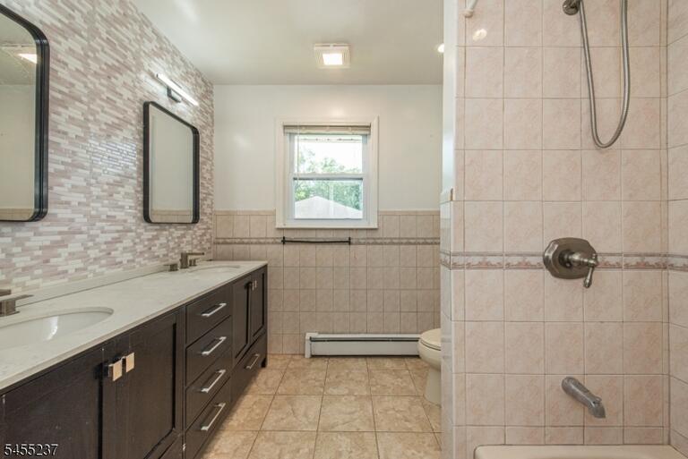 Property listing MLS 4048031 photo 13