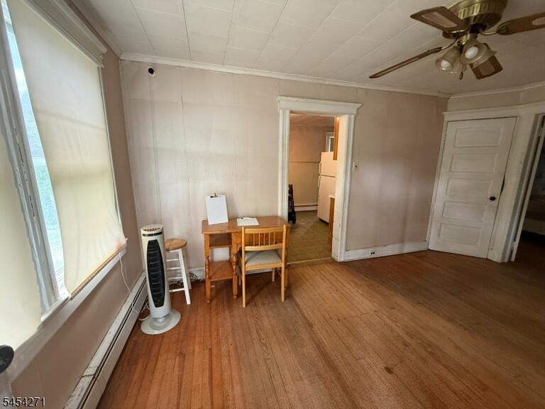 Property listing MLS 4048036 photo 10