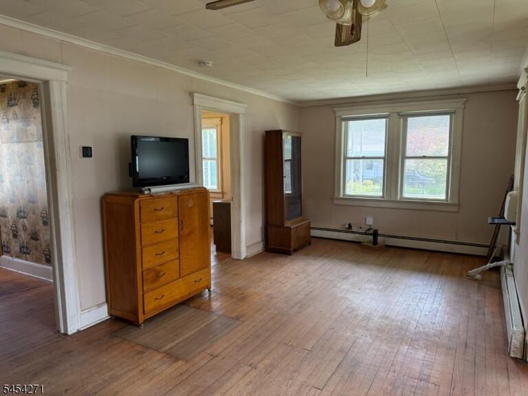 Property listing MLS 4048036 photo 11