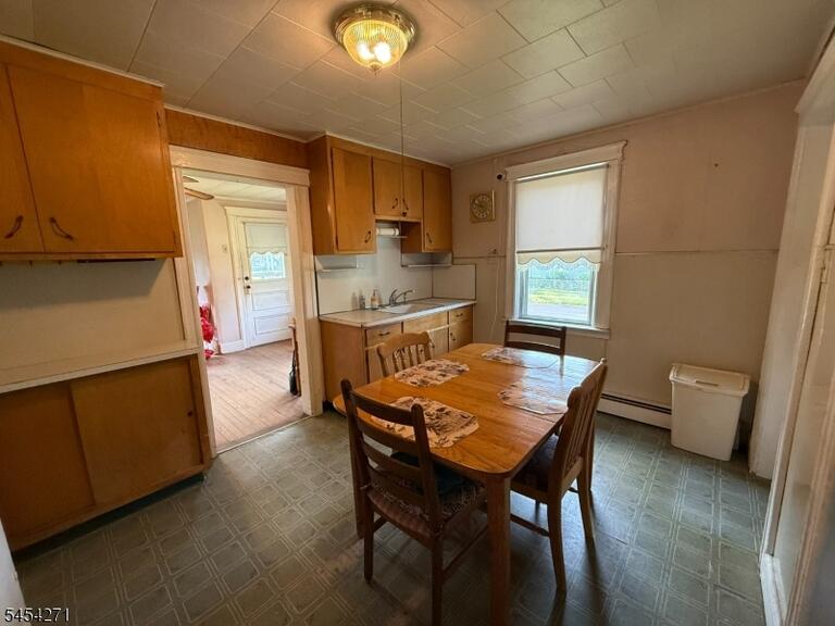 Property listing MLS 4048036 photo 12