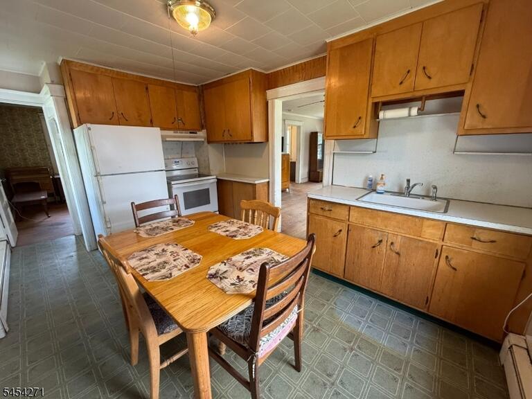 Property listing MLS 4048036 photo 15