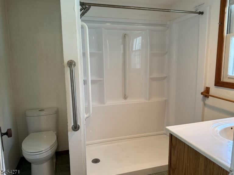 Property listing MLS 4048036 photo 16