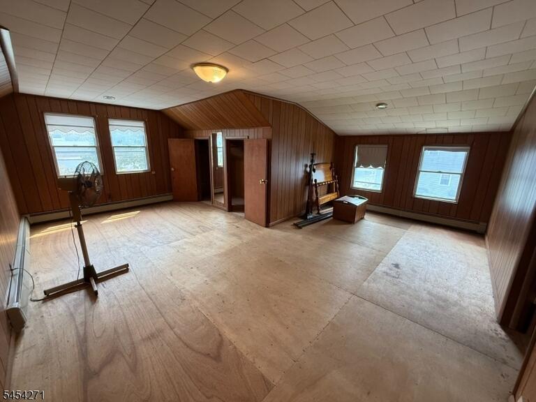 Property listing MLS 4048036 photo 25