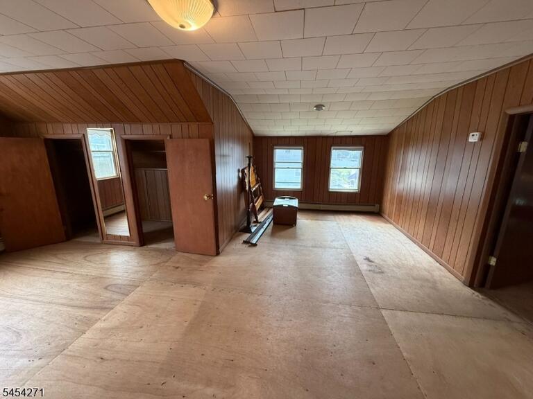 Property listing MLS 4048036 photo 27