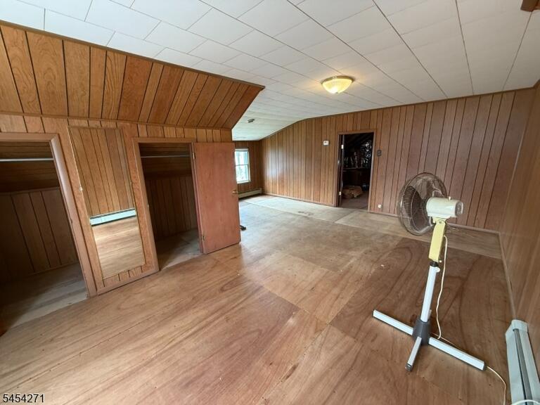 Property listing MLS 4048036 photo 28