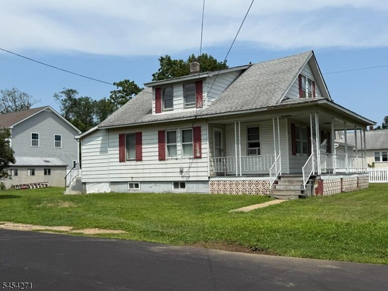 Property listing MLS 4048036 photo 3