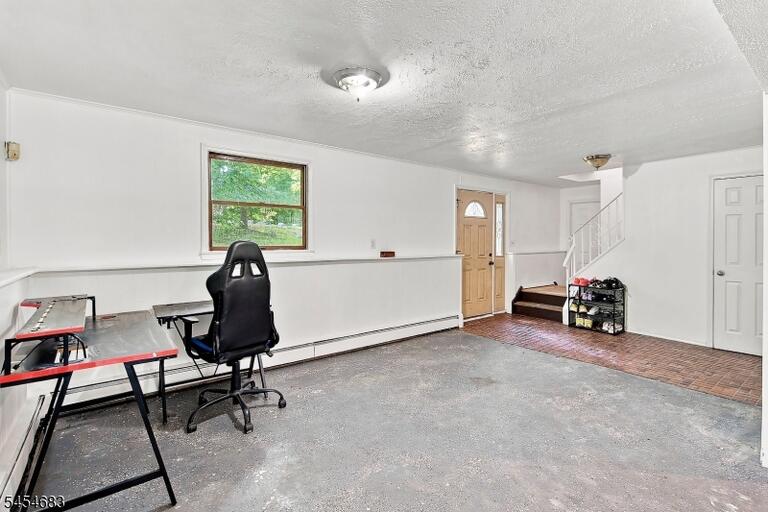 Property listing MLS 4048037 photo 21