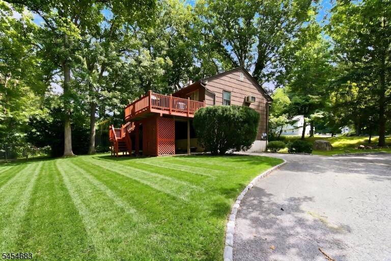 Property listing MLS 4048037 photo 24