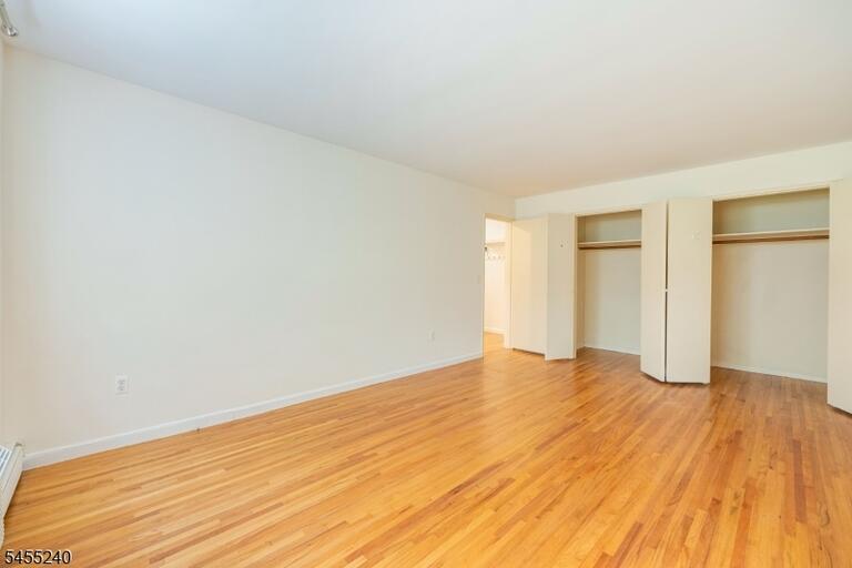 Property listing MLS 4048046 photo 13