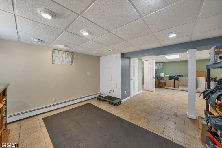 Property listing MLS 4048056 photo 23