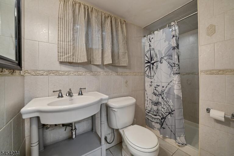 Property listing MLS 4048056 photo 24