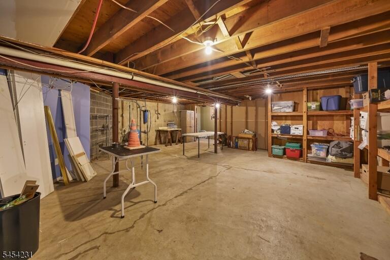 Property listing MLS 4048056 photo 25