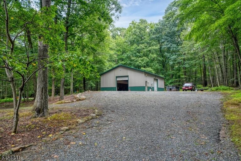 Property listing MLS 4048056 photo 5