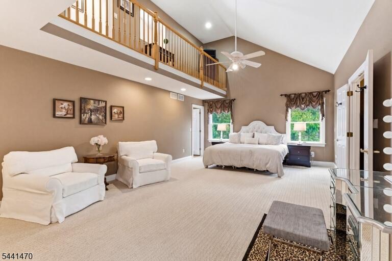 Property listing MLS 4048059 photo 14