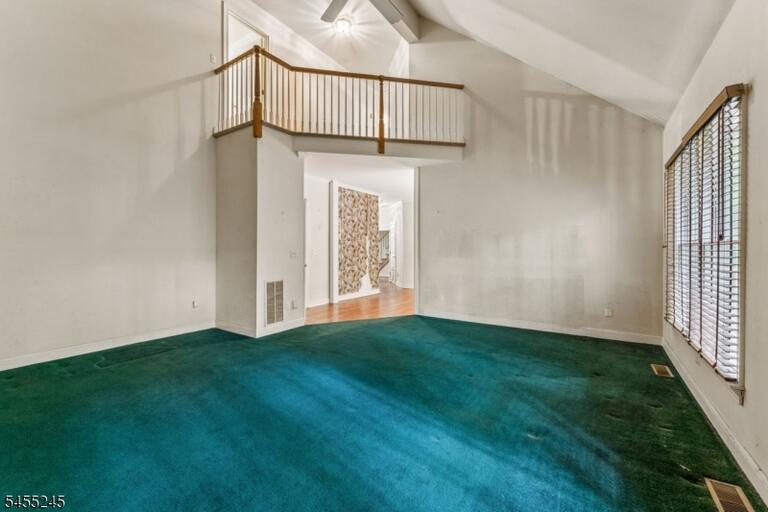 Property listing MLS 4048063 photo 11