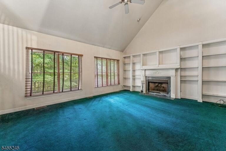Property listing MLS 4048063 photo 12