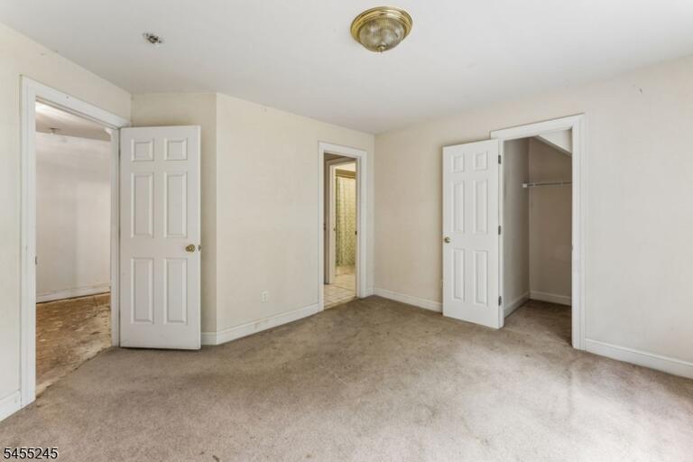 Property listing MLS 4048063 photo 31
