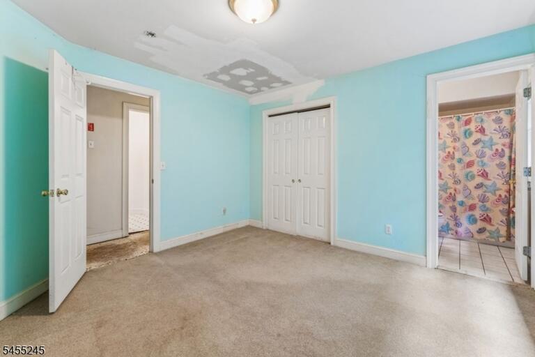Property listing MLS 4048063 photo 37