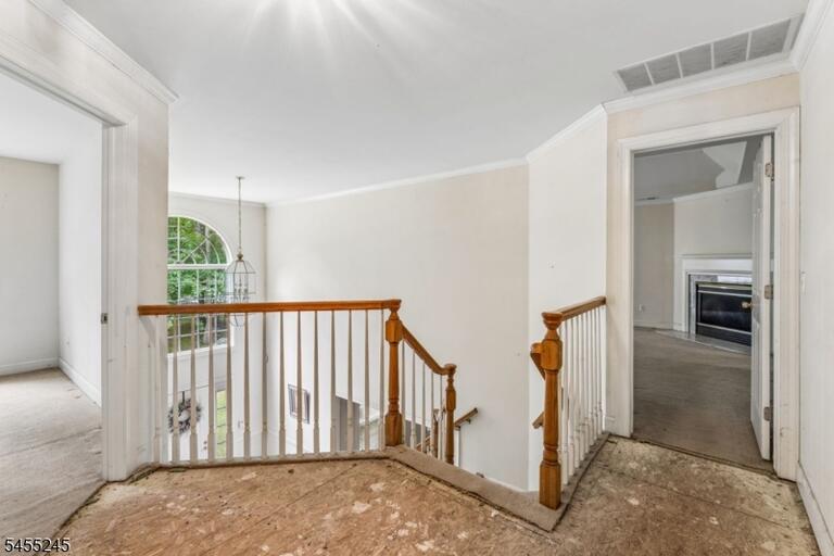 Property listing MLS 4048063 photo 40