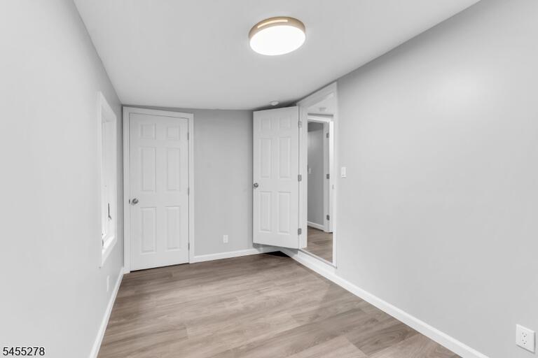 Property listing MLS 4048080 photo 17