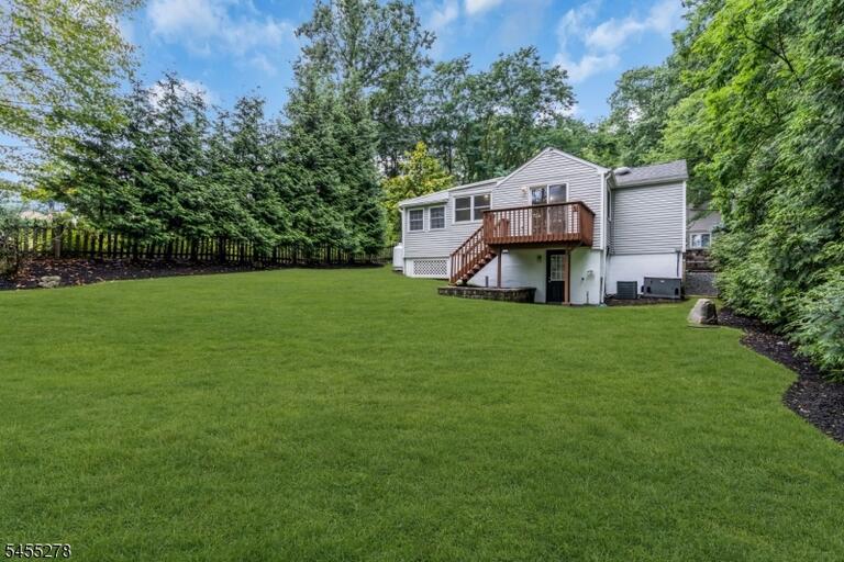 Property listing MLS 4048080 photo 26