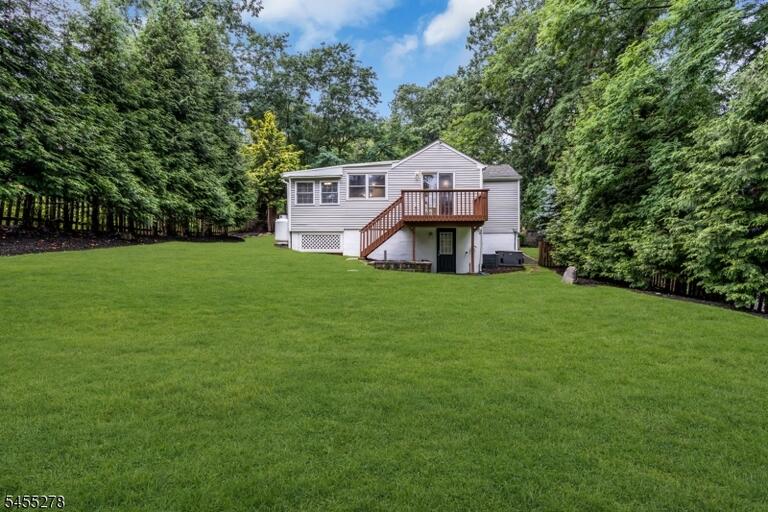 Property listing MLS 4048080 photo 27