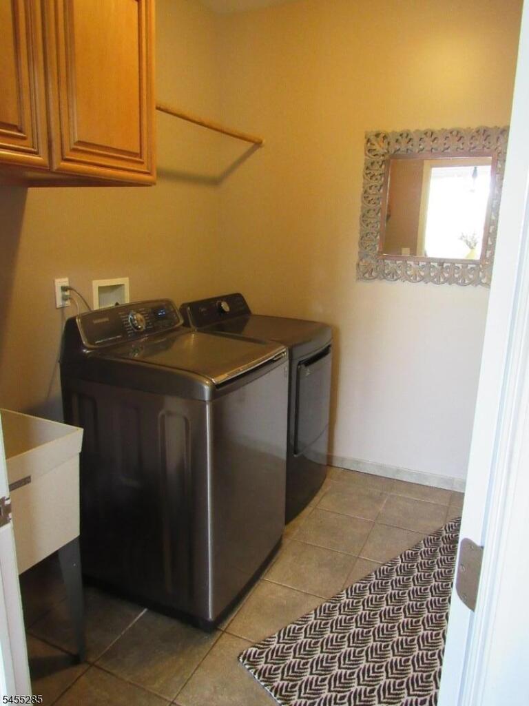 Property listing MLS 4048086 photo 15