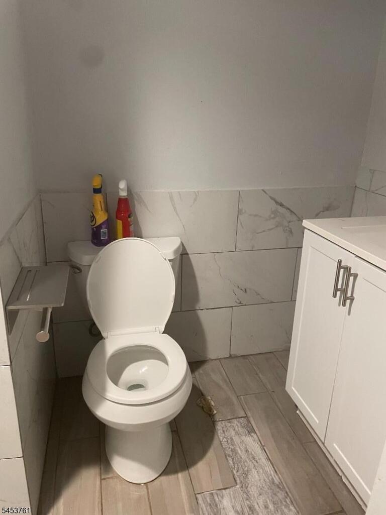 Property listing MLS 4048088 photo 8