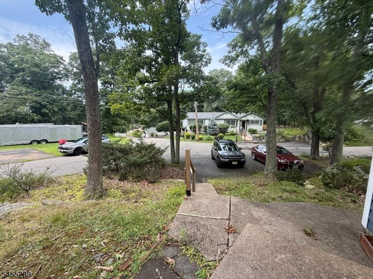 Property listing MLS 4048090 photo 9