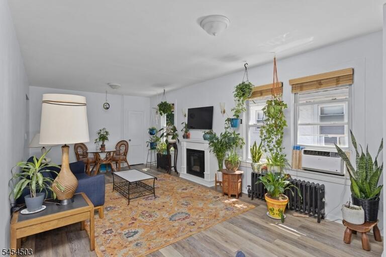 Property listing MLS 4048092 photo 10