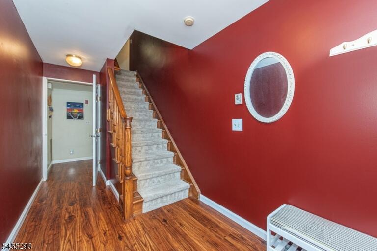 Property listing MLS 4048099 photo 6