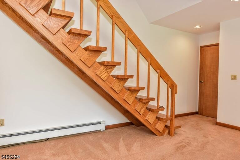 Property listing MLS 4048102 photo 32