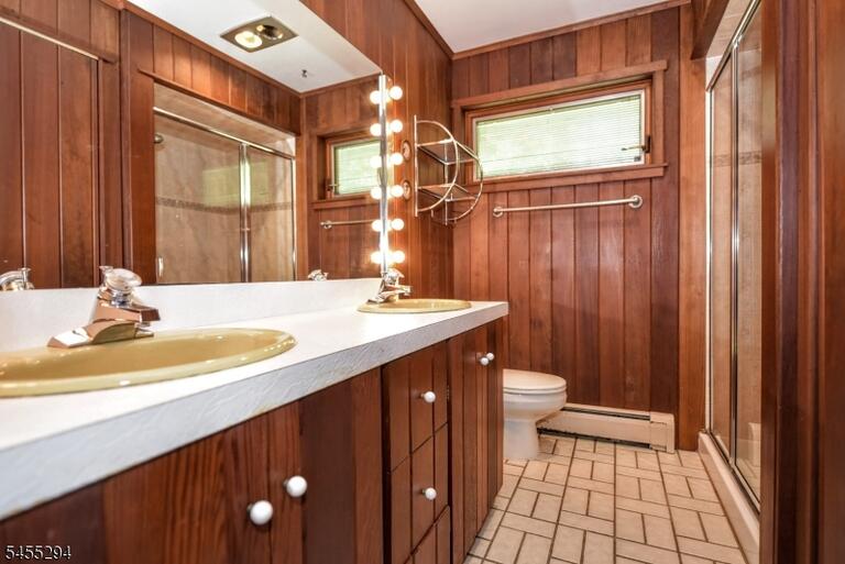 Property listing MLS 4048102 photo 36