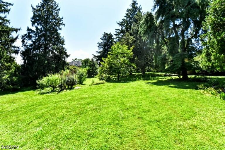 Property listing MLS 4048102 photo 45
