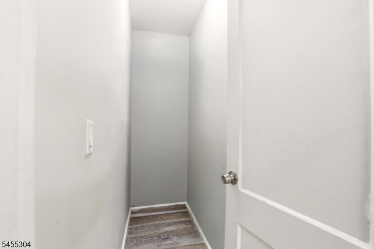 Property listing MLS 4048104 photo 11