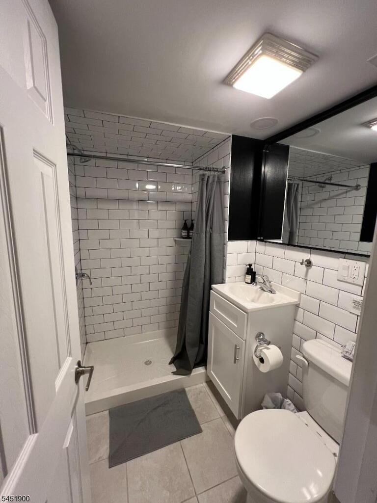 Property listing MLS 4048106 photo 15