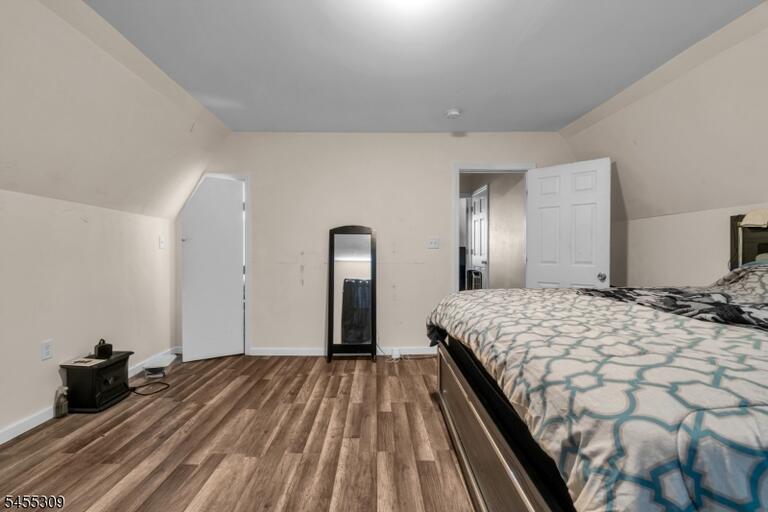 Property listing MLS 4048110 photo 37
