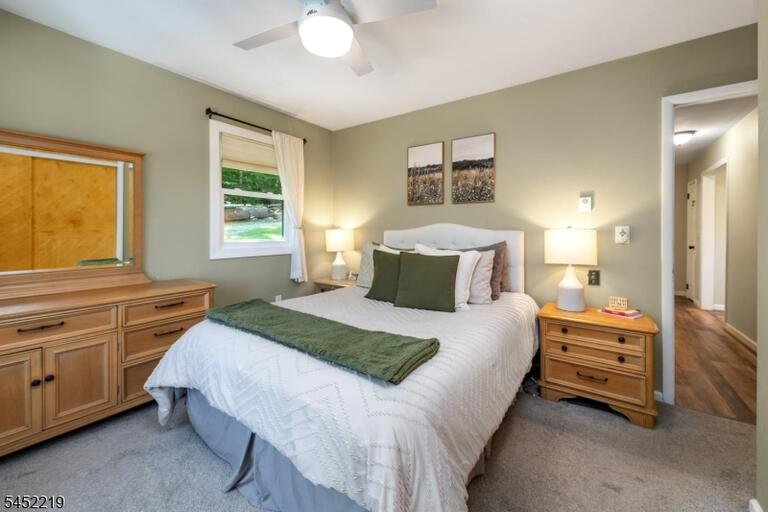 Property listing MLS 4048116 photo 11