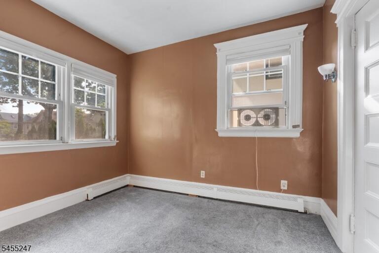 Property listing MLS 4048123 photo 11