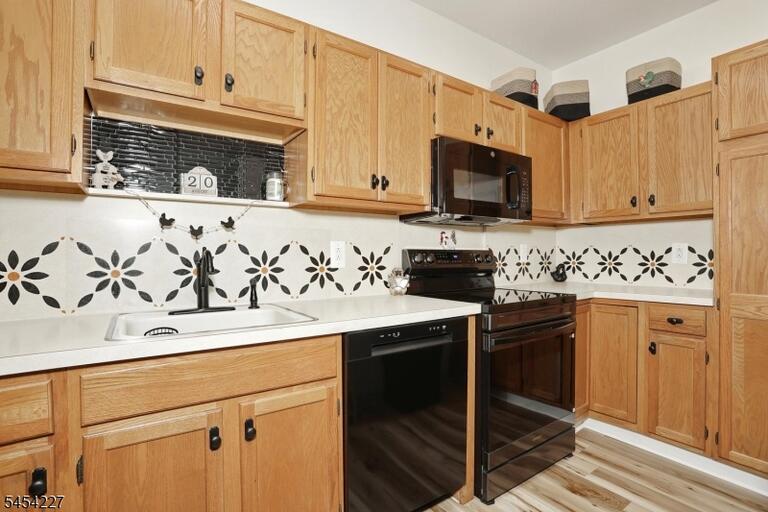 Property listing MLS 4048125 photo 10