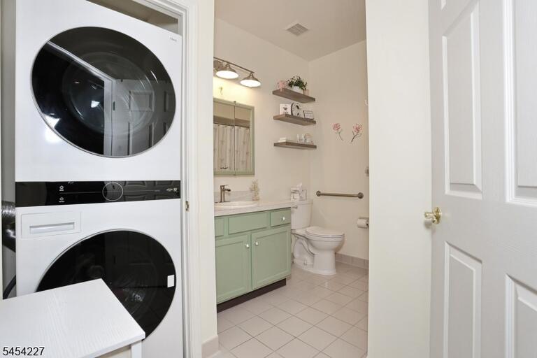Property listing MLS 4048125 photo 16