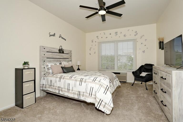 Property listing MLS 4048125 photo 20