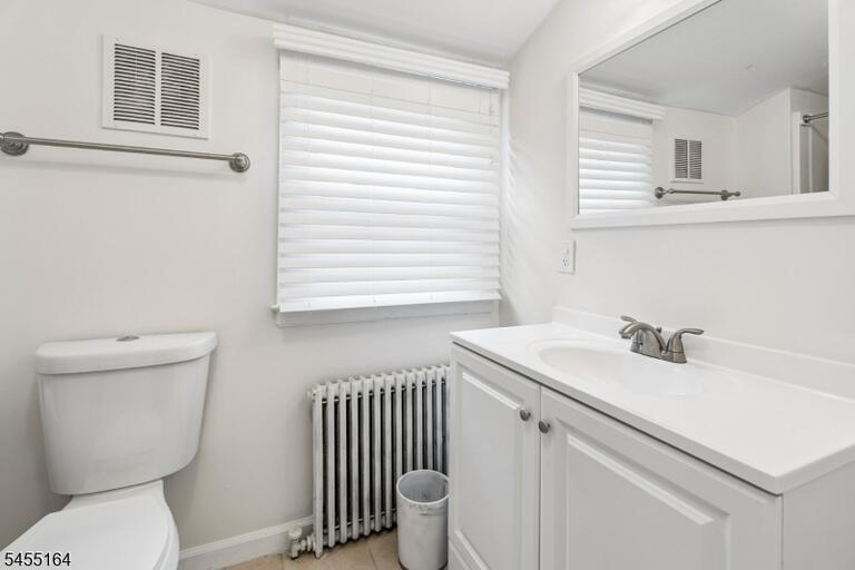 Property listing MLS 4048131 photo 19