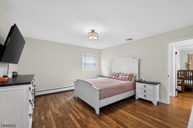 Property listing MLS 4048140 photo 11