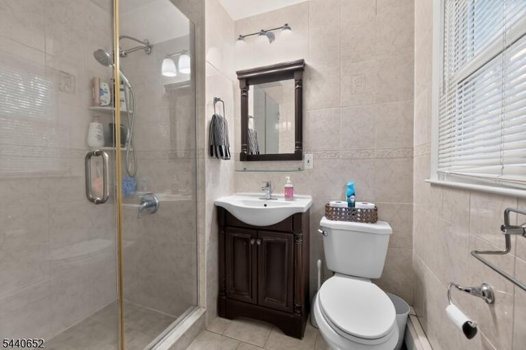 Property listing MLS 4048140 photo 12