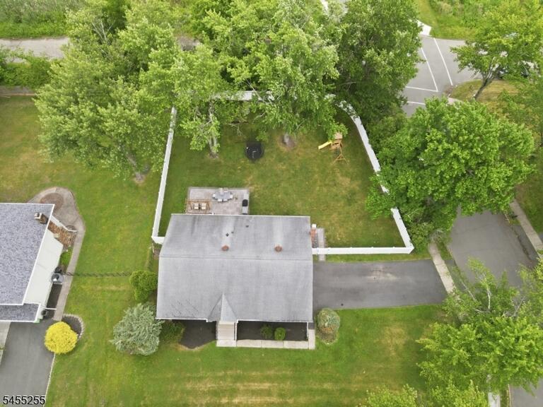 Property listing MLS 4048140 photo 34