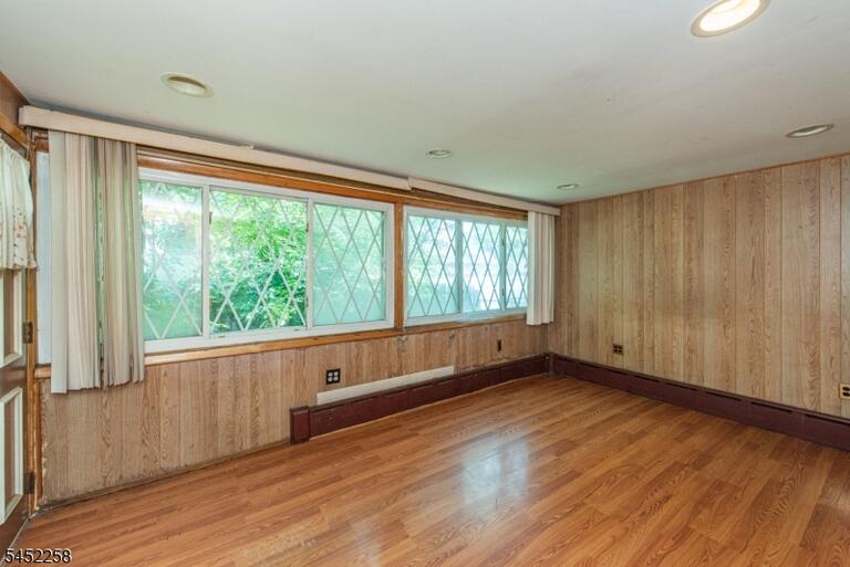 Property listing MLS 4048146 photo 11