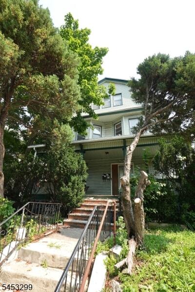 Property listing MLS 4048151 photo 1