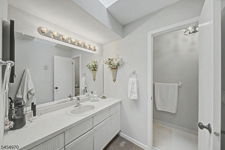 Property listing MLS 4048153 photo 18