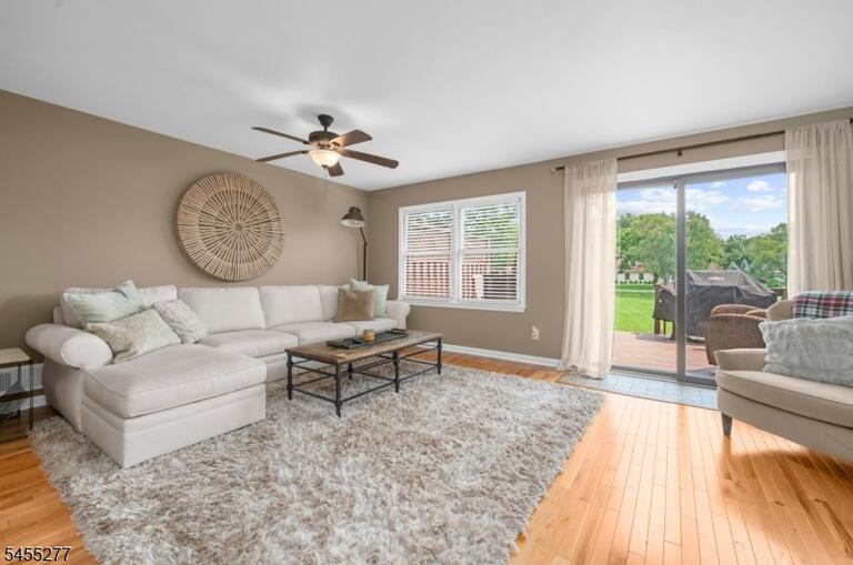 Property listing MLS 4048158 photo 5